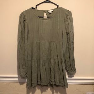 NWT open back flowy top